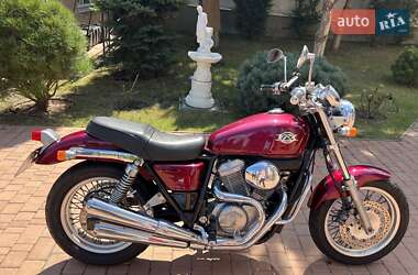 Мотоцикл Классік Honda VRX 400 Roadster 1999 в 