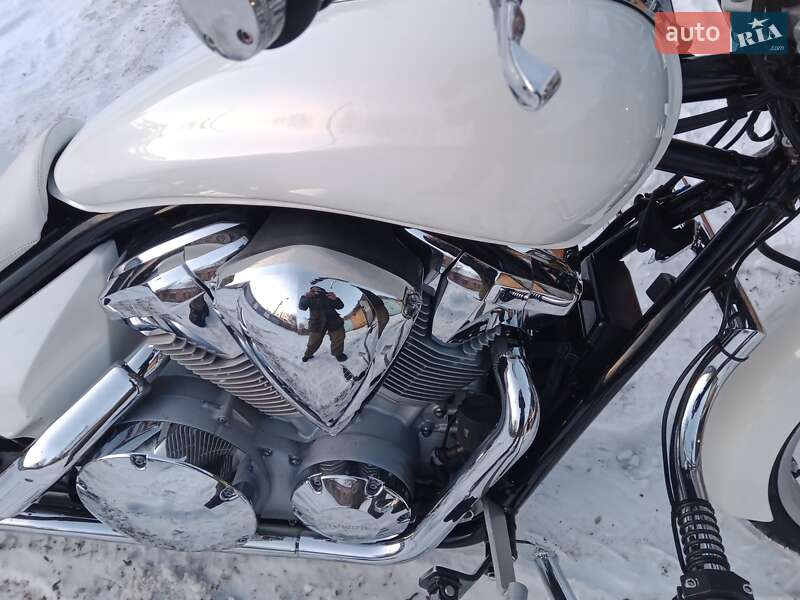 Боббер Honda VT 1300CS Sabre 2010 в Умани