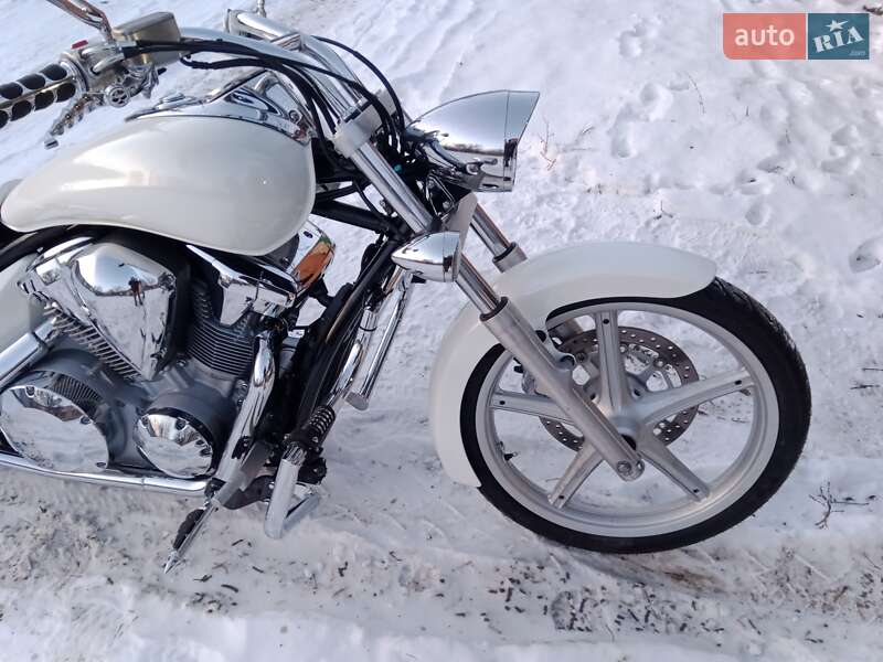 Боббер Honda VT 1300CS Sabre 2010 в Умани