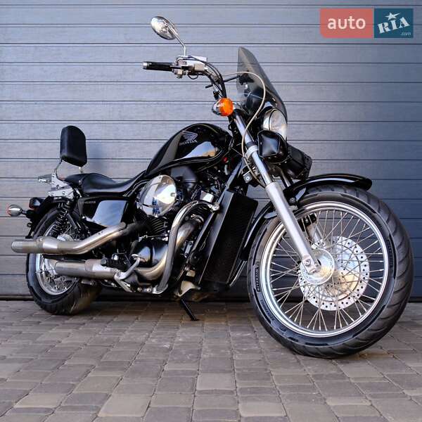 Honda VT 400S 2011