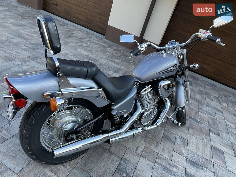 Мотоцикл Круизер Honda VT 600C 2004 в Ровно фото 3 Мотоцикл Круизер Honda VT 600C 2004 в Ровно