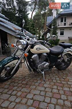 Мотоцикл Кастом Honda VT 750 Shadow 1998 в 