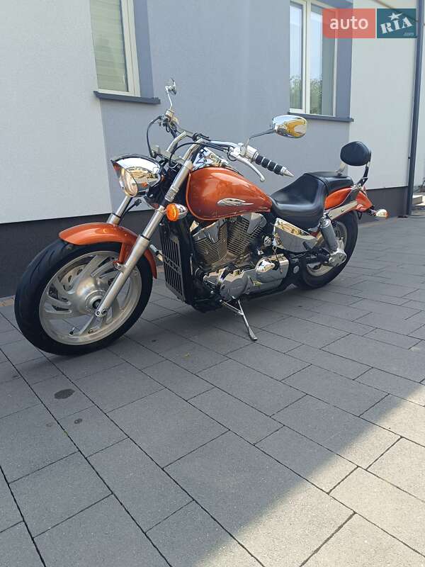 Мотоцикл Чоппер Honda VTX 1300S 2004 в 