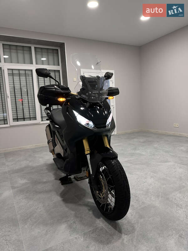 Макси-скутер Honda X-ADV 750 2018 в Одессе