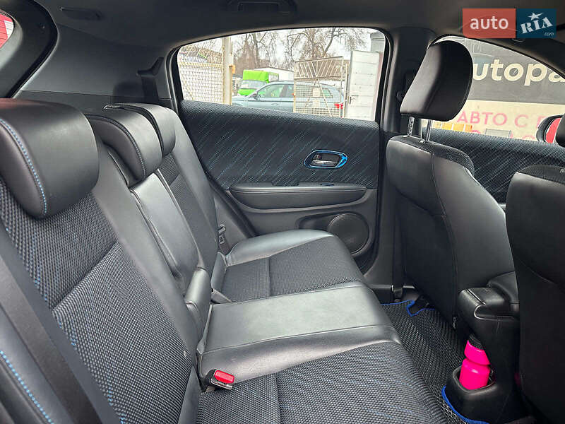 Позашляховик / Кросовер Honda X-NV 2019 в Запоріжжі