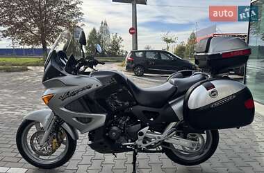 Мотоцикл Туризм Honda XL 1000V Varadero 2004 в 