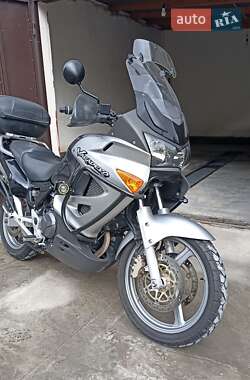 Мотоцикл Многоцелевой (All-round) Honda XL 1000V Varadero 2003 в 