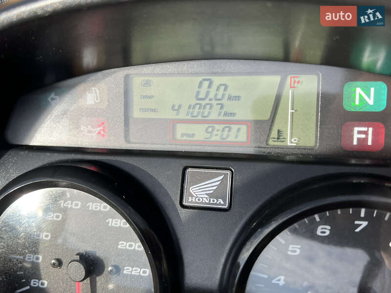 Мотоцикл Позашляховий (Enduro) Honda XL 1000V Varadero 2004 в Буську