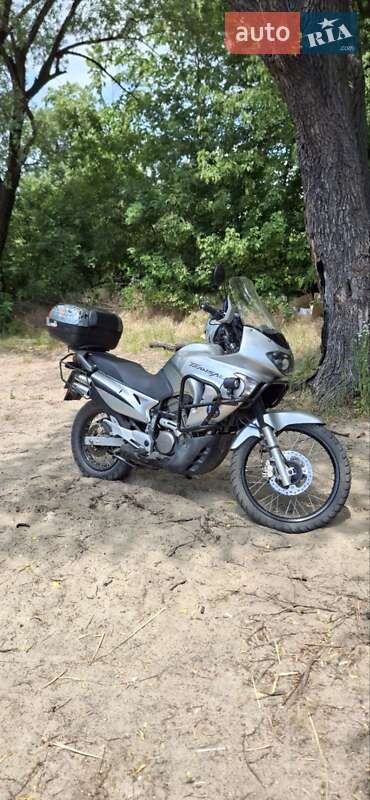 Мотоцикл Туризм Honda XL 650V Transalp 2005 в 