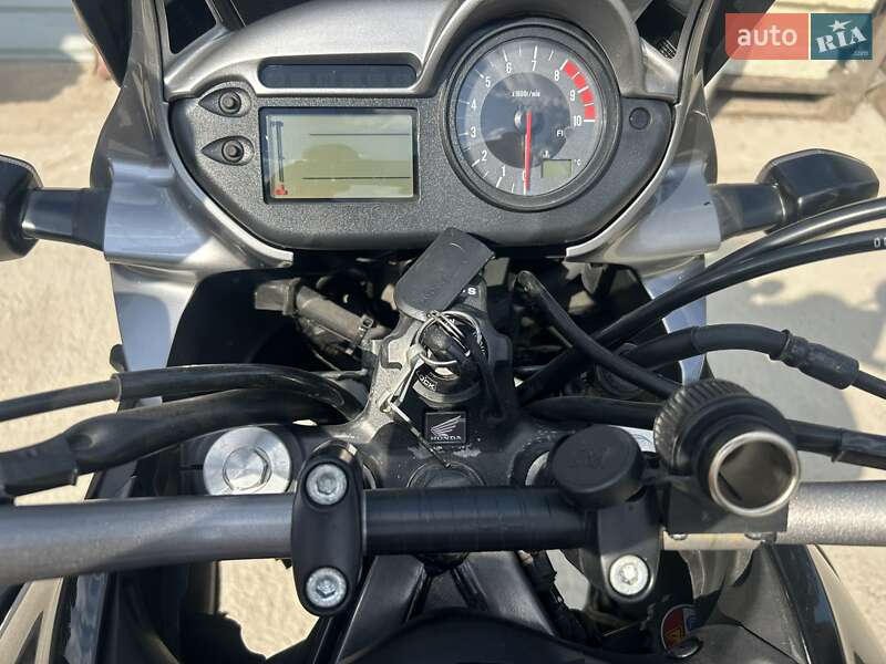Мотоцикл Спорт-туризм Honda XL 700V Transalp 2011 в Киеве фото 11 Мотоцикл Спорт-туризм Honda XL 700V Transalp 2011 в Киеве
