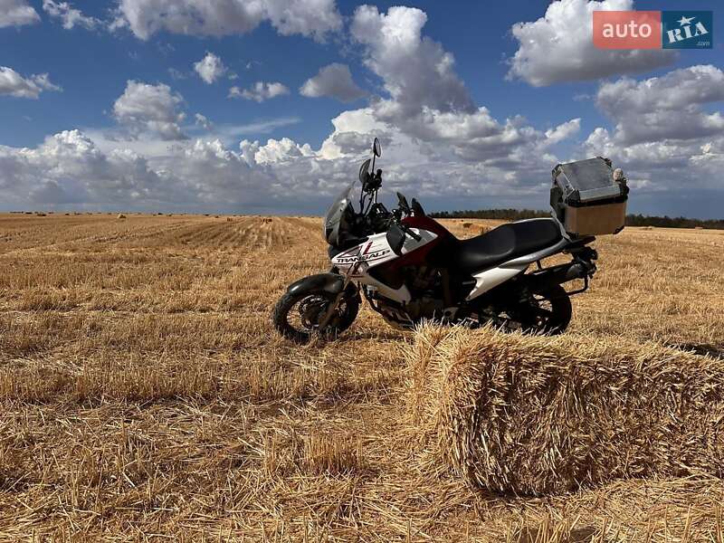 Мотоцикл Позашляховий (Enduro) Honda XL 700V Transalp 2011 в Херсоні