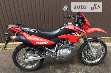 Мотоцикл внедорожный эндуро Honda XR 125 L