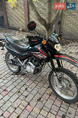 Мотоцикл Внедорожный (Enduro) Honda XR 125L 2013 в Луцке