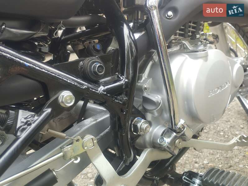 Мотоцикл Внедорожный (Enduro) Honda XR 150L 2024 в Яготине