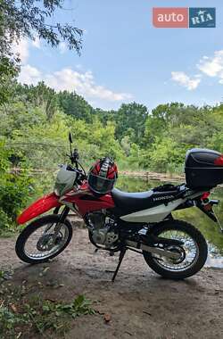 Мотоцикл Многоцелевой (All-round) Honda XR 150L 2023 в 