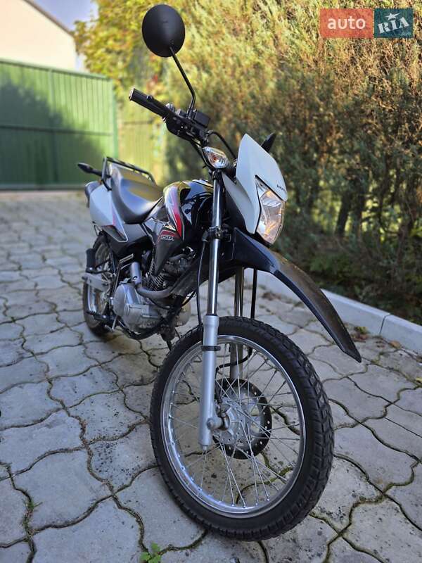 Honda XR 150L 2014