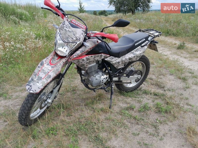 Honda XR 150L 2015
