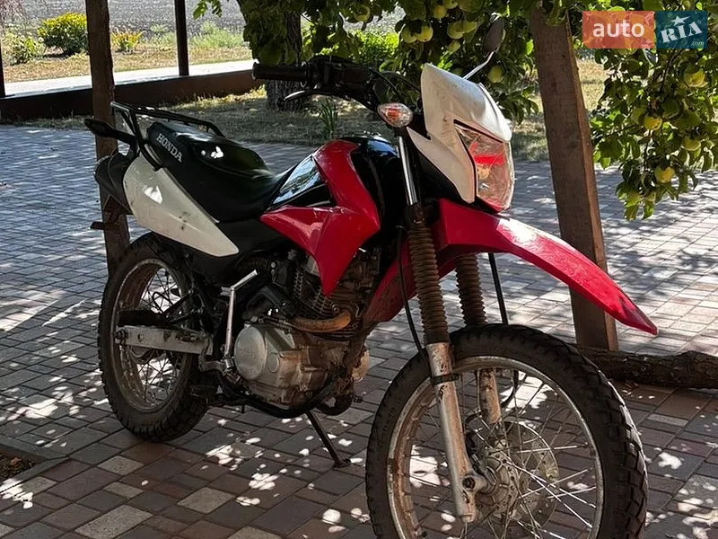 Honda XR 150L 2016