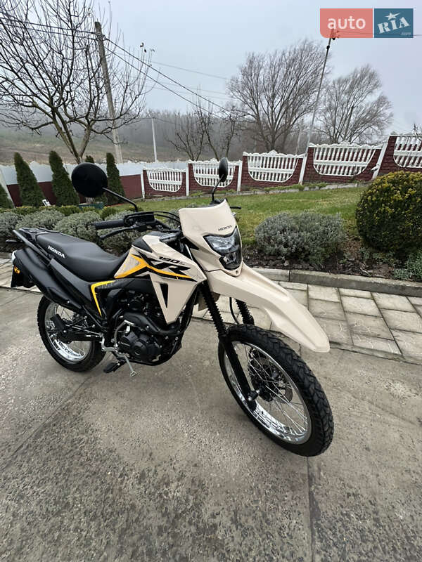 Мотоцикл Кросс Honda XR 190 L 2025 в Хмельницком фото 3 Мотоцикл Кросс Honda XR 190 L 2025 в Хмельницком