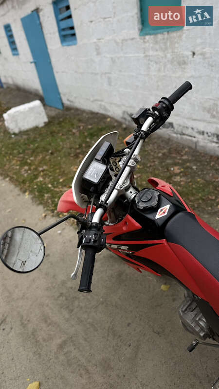 Мотоцикл Внедорожный (Enduro) Honda XR 230 2006 в Днепре