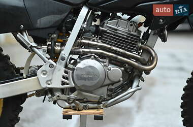 Мотоцикл Внедорожный (Enduro) Honda XR 250 Tornado 2006 в 