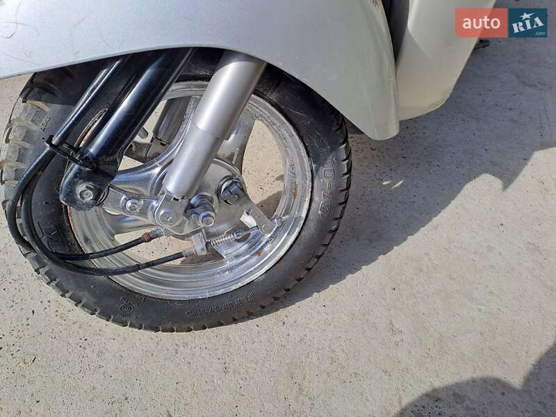 Скутер Hongda Люкс 2009 в Чернівцях