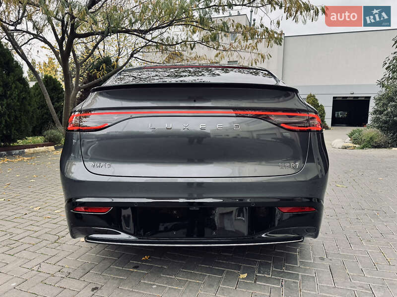 Внедорожник / Кроссовер Huawei Luxeed R7 2025 в Одессе