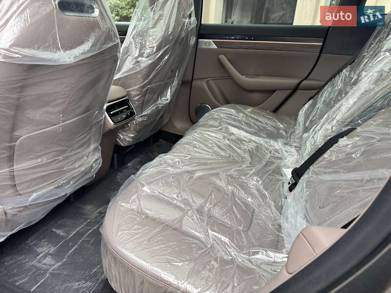 Внедорожник / Кроссовер Huawei Luxeed R7 2025 в Одессе