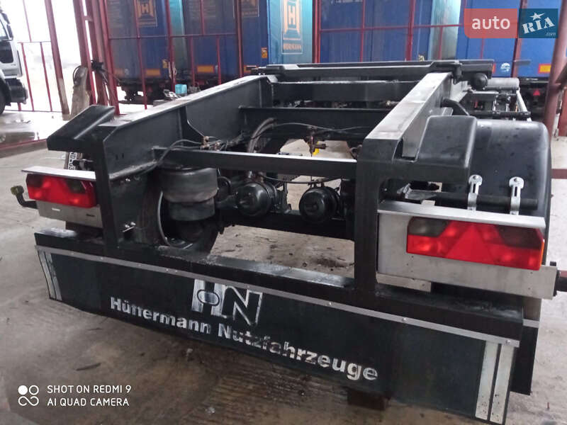 Контейнеровоз Hueffermann HSA 2002 в Житомирі