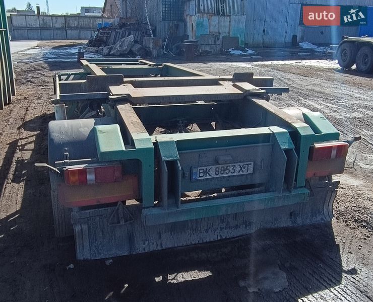 Контейнеровоз Hueffermann HSA 2000 в Ровно