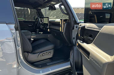 Внедорожник / Кроссовер Hummer EV SUV 2024 в 