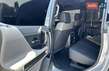 Внедорожник / Кроссовер Hummer EV SUV 2024 в 