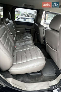 Внедорожник / Кроссовер Hummer H2 2003 в 