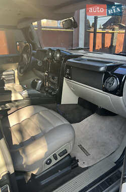 Внедорожник / Кроссовер Hummer H2 2003 в 