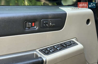 Внедорожник / Кроссовер Hummer H2 2003 в 