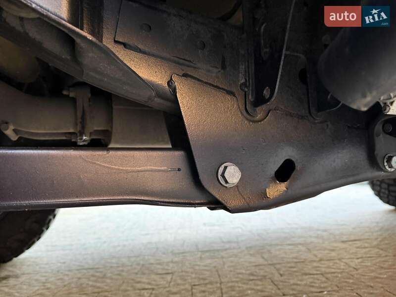 Внедорожник / Кроссовер Hummer H2 2002 в Львове фото 20 Внедорожник / Кроссовер Hummer H2 2002 в Львове