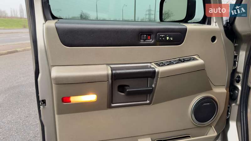 Внедорожник / Кроссовер Hummer H2 2003 в Одессе