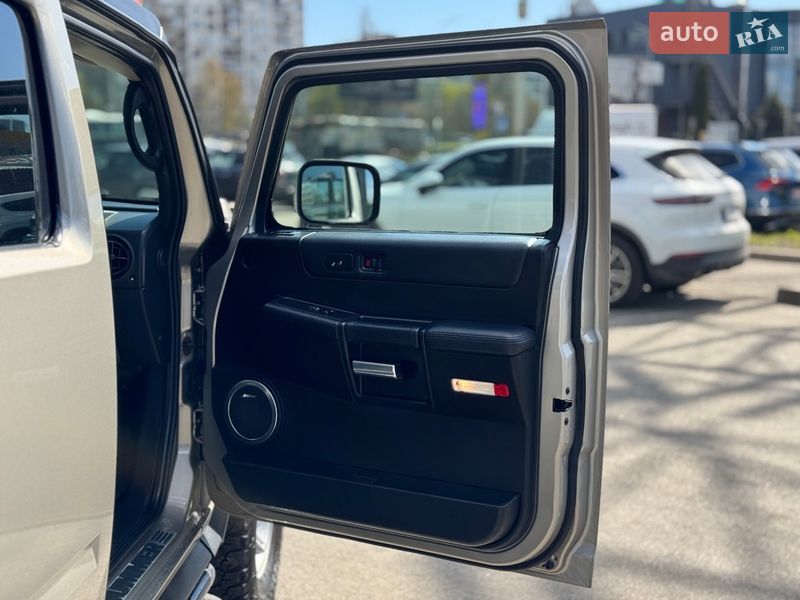 Внедорожник / Кроссовер Hummer H2 2005 в Киеве фото 13 Внедорожник / Кроссовер Hummer H2 2005 в Киеве