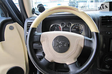 Внедорожник / Кроссовер Hummer H3 2006 в 