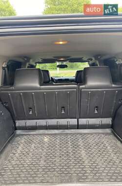 Позашляховик / Кросовер Hummer H3 2007 в 