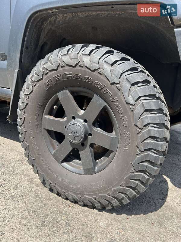 Внедорожник / Кроссовер Hummer H3 2006 в Чернигове