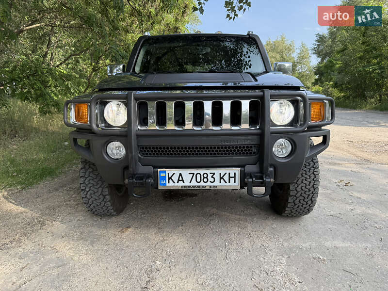 Внедорожник / Кроссовер Hummer H3 2010 в 