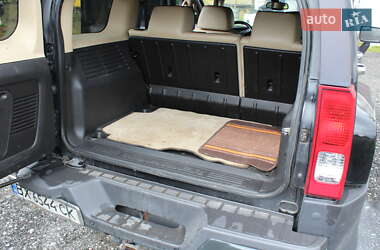 Позашляховик / Кросовер Hummer H3 2006 в 