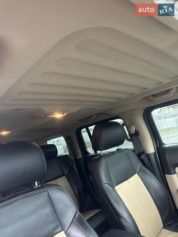 Внедорожник / Кроссовер Hummer H3 2008 в Ужгороде