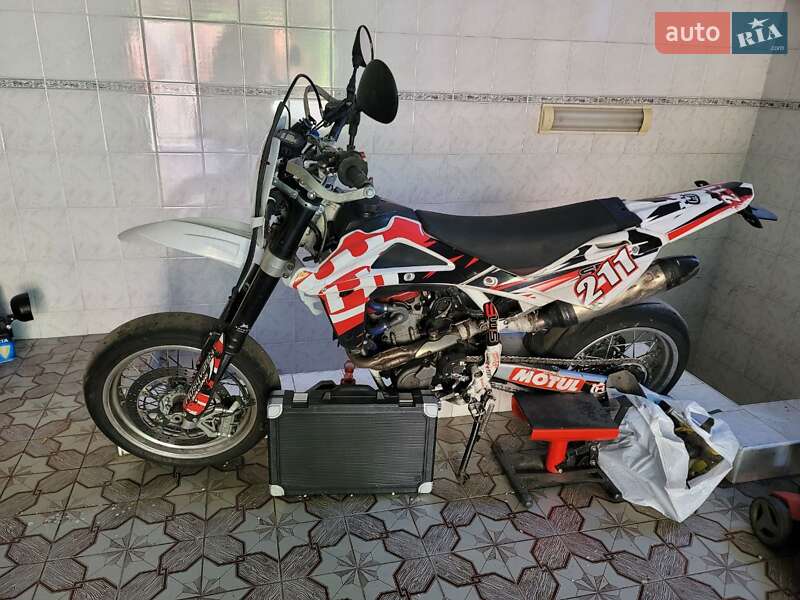 Мотоцикл Супермото (Motard) Husqvarna SM 510 R 2008 в Киеве