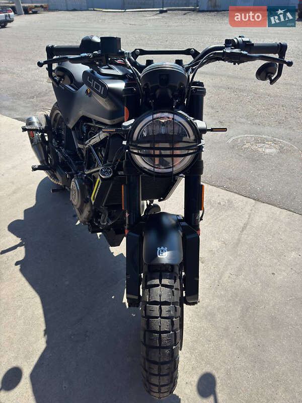 Мотоцикл Туризм Husqvarna Svartpilen 401 2022 в Києві