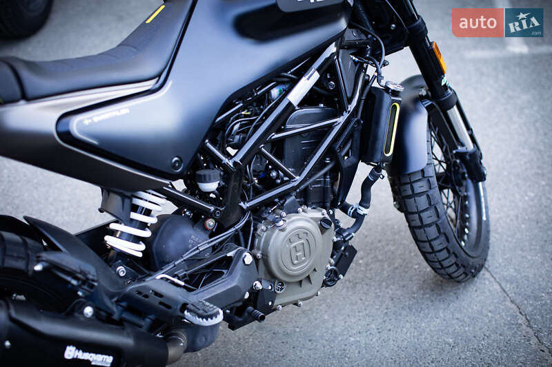 Мотоцикл Без обтікачів (Naked bike) Husqvarna Svartpilen 2023 в Києві