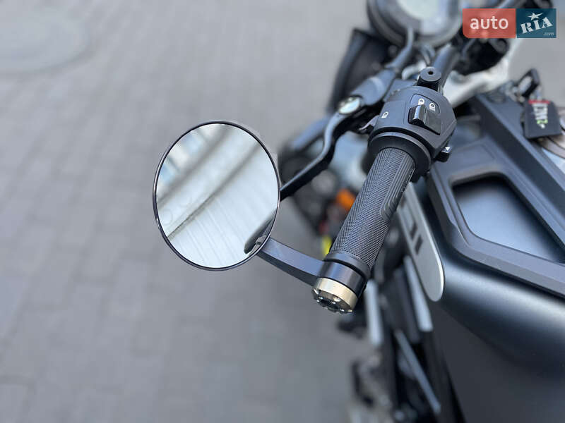 Скремблер Husqvarna Svartpilen 2020 в Києві