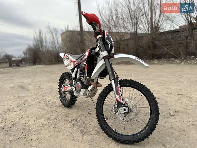 Мотоцикл Внедорожный (Enduro) Husqvarna TE 250 2010 в Краматорске