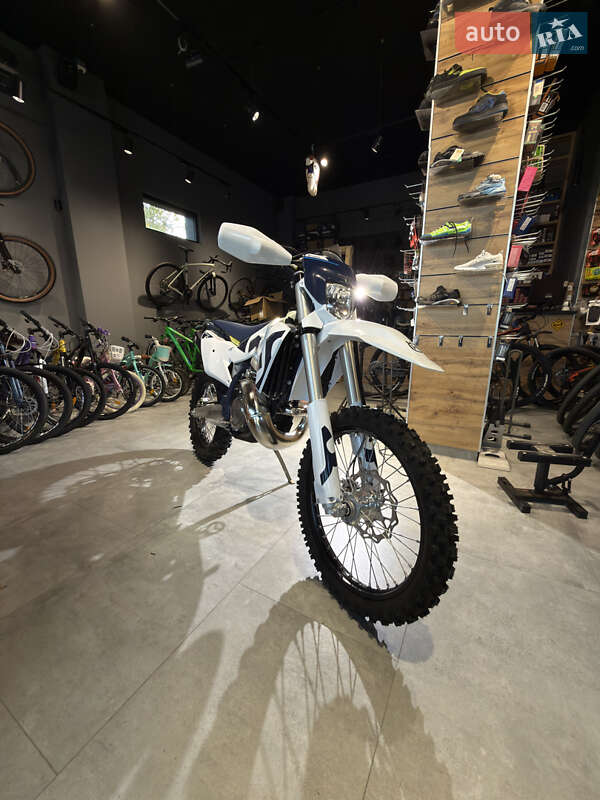 Мотоцикл Внедорожный (Enduro) Husqvarna TE 250 2026 в Каменец-Подольском